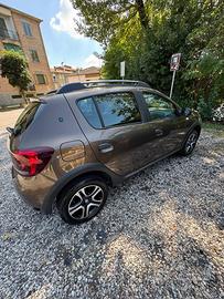 Sandero stepway MCV 15°th anniversary Blue dCi 95