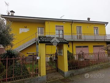 CASA INDIPENDENTE A ALBUZZANO