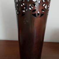 Vaso di metallo