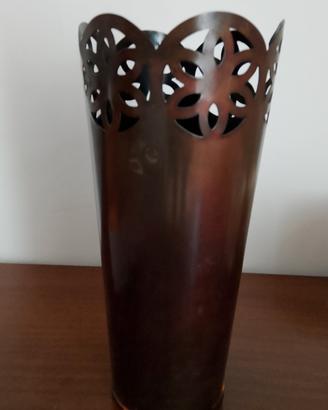 Vaso di metallo