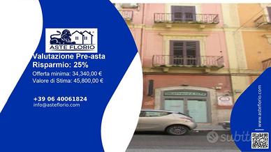 Immobile in asta di 42 m² a Bari