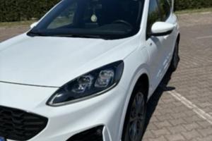 Ford kuga ibrid 2023