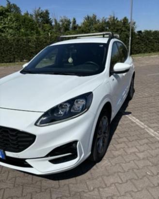 Ford kuga ibrid 2023