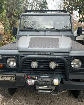 LAND ROVER DEFENDER 90 2.5 TURBODIESEL 6 POSTI
