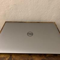 Dell XPS 15 9560, 32gb ram, i7 7700hq, gtx1050, 4k