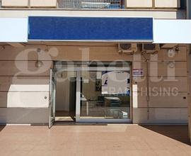 Negozio Rende [Cod. rif 3232275ACG] (Quattromiglia