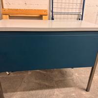 Tavolino/Scrivania Olivetti
