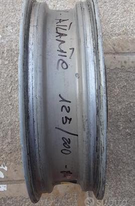 Cerchio post nudo aprilia atlantc 125 2003/05