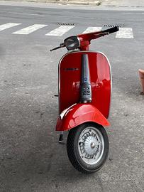 Vespa antica 50 special