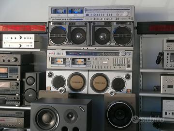 Boombox, sharp, Sanyo, Toshiba, Hitachi. 