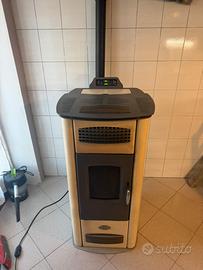Stufa pellet Anselmo Cola Athena 11kw