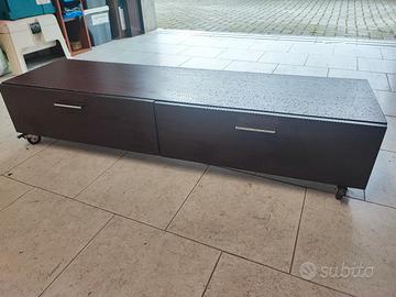 mobili cassettiera bassa e vetrina wc