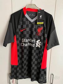 Kit liverpool