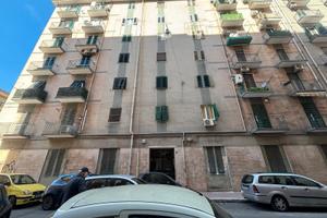Trilocale in Via Tesoro