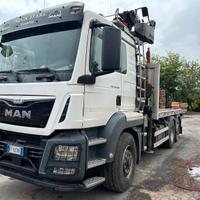 Man tgs 26.480 ribaltabile con gru forestale