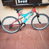 Bicicletta Atala Rossa e blu