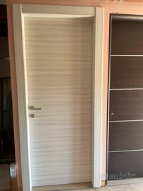Porta in laminatino