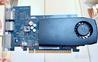 AMD Radeon HD 8490 1GB GDDR3 – Ideale per Ufficio