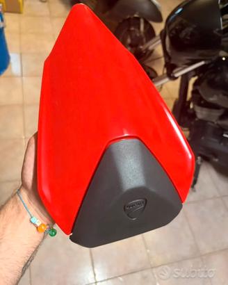 Monoposto e carene ducati panigale 1199 899