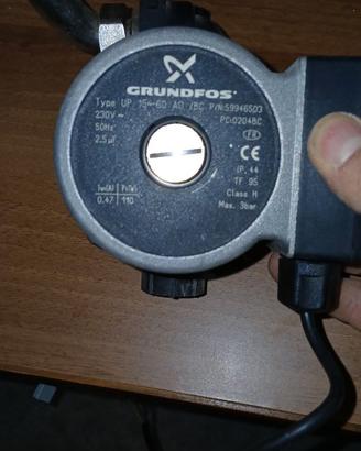 Pompa circolatore Grundfos up 15-60 ao