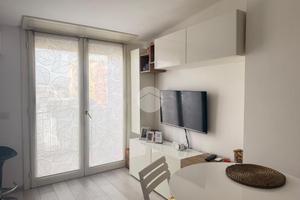 2 LOCALI A ROZZANO