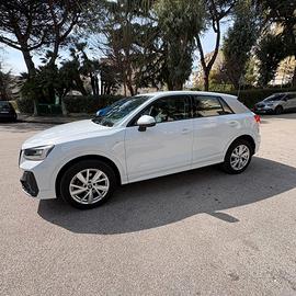 AUDI Q2 35 TFSI S LINE S-TRONIC
