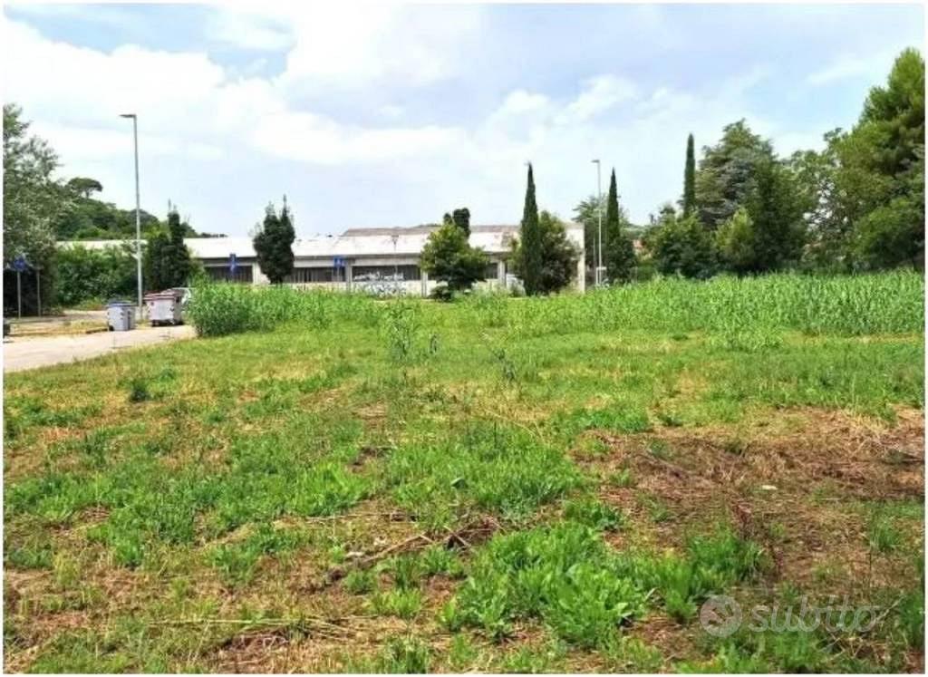 Immobile in asta di 1236 m² a Pesaro - Altro