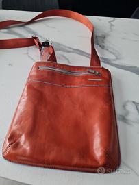 BORSELLO PICCOLO PIQUADRO