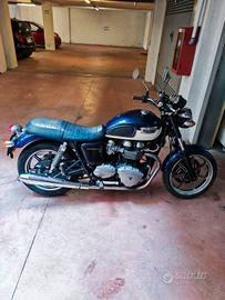 Triumph Bonneville SE nuova - permuto-