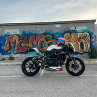 Triumph Speed Triple 1050 RS