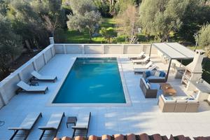 Villa nuova costruzione con piscina a Quartu S.E