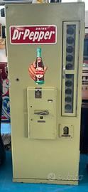 Distributore DR PEPPER