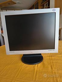 Monitor 15" Samsung Syncmaster 152v VGA