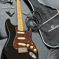 Chitarra elettrica JET JS-300 BK + amplificatore