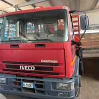 Iveco 120 con gru Palfinger con cassone