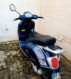 Vespa Granturismo