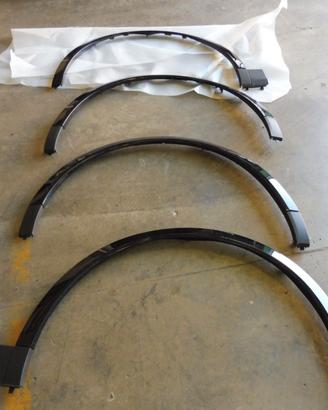 4 PARAFANGHI NERO LUCI PORSCHE CAYENNE ULTIMO MODE