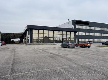 IMMOBILE Fronte autostrada MILANO VENEZIA