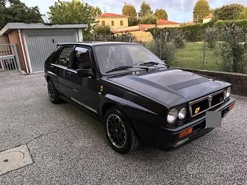 Lancia delta integrale 16