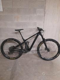 Canyon strive cf 6.0 carbon