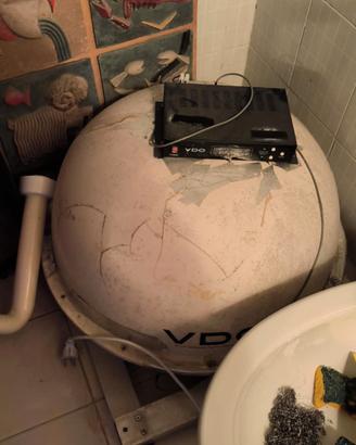 antenna satellitare con puntamento automatico