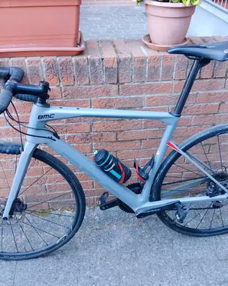 bici da corsa BMC carbonio