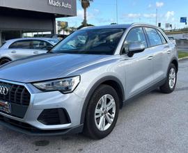 AUDI Q3 35 TDI S tronic Business