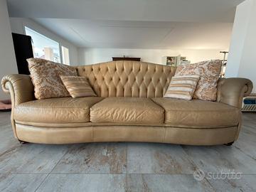 Divano mod. Chesterlfield