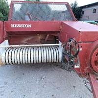 Imballatrice Fiat Hesston 4240