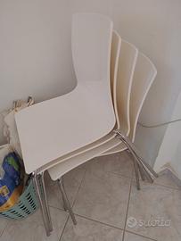 Sedie bianche 