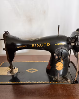 Macchina da cucine con tavolo SINGER