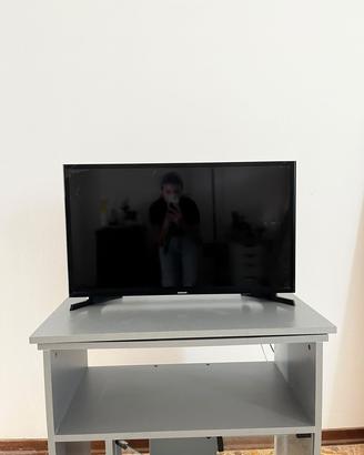 televisore 28/32 pollici