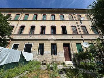 CASA SEMINDIPENDENTE A VITTORIO VENETO