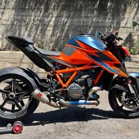 KTM SuperDuke R